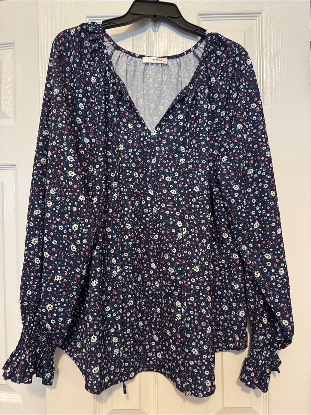 Smocked Cuff Floral V-Neck Tunic - Navy Floral